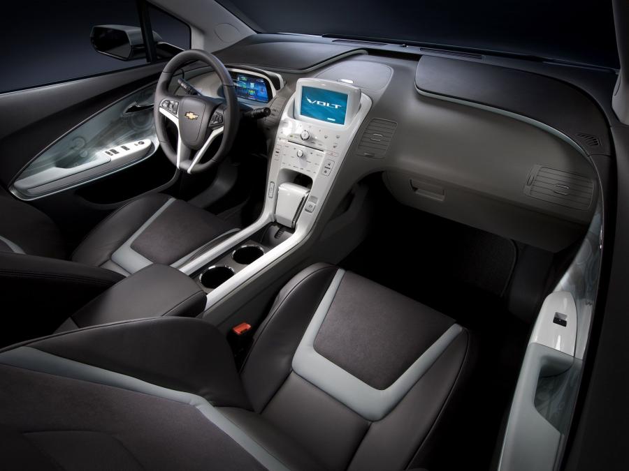  Chevrolet Volt Production Show Car 2011 года  (фото 22 из 55)